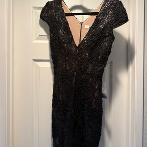 Dress the Population Black Lace V-Neck Midi Dress